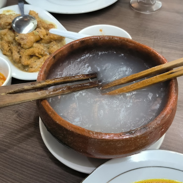 Makanan Khas Papua: Papeda dan Teknik Pengolahan Mie Sagu yang Unik dan Kaya Budaya