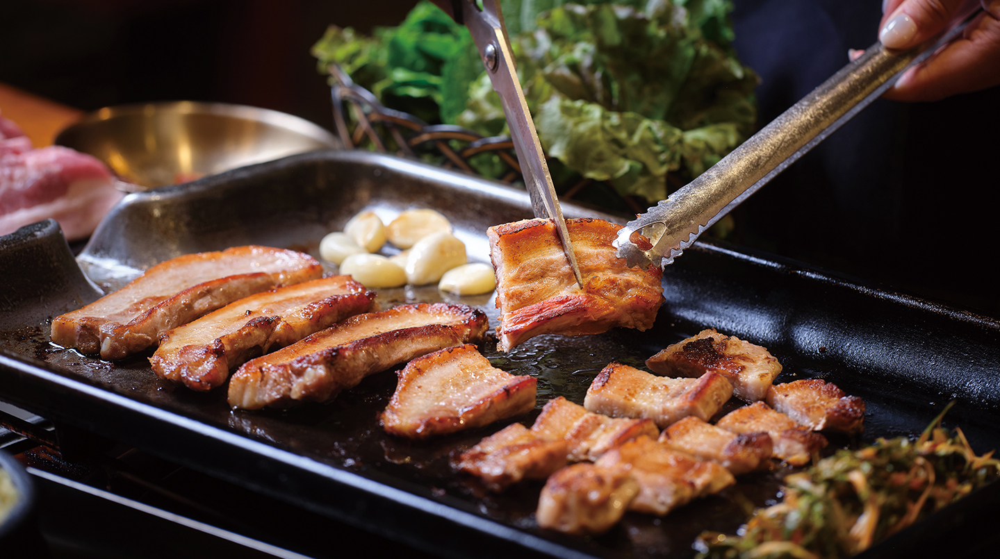 Menyelami Makanan Tradisional Korea: Samgyeopsal dan Teknik Memanggangnya